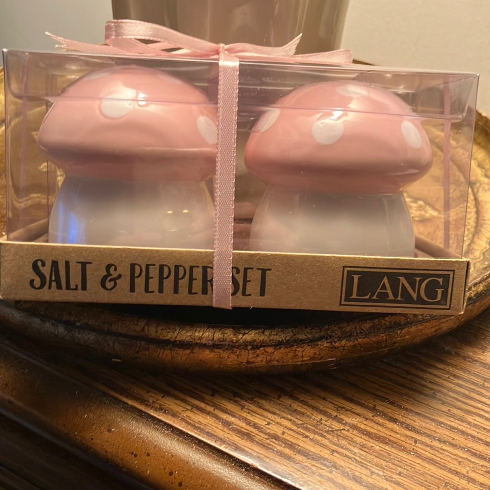 Lang Pink Mushroom Salt & Pepper Set